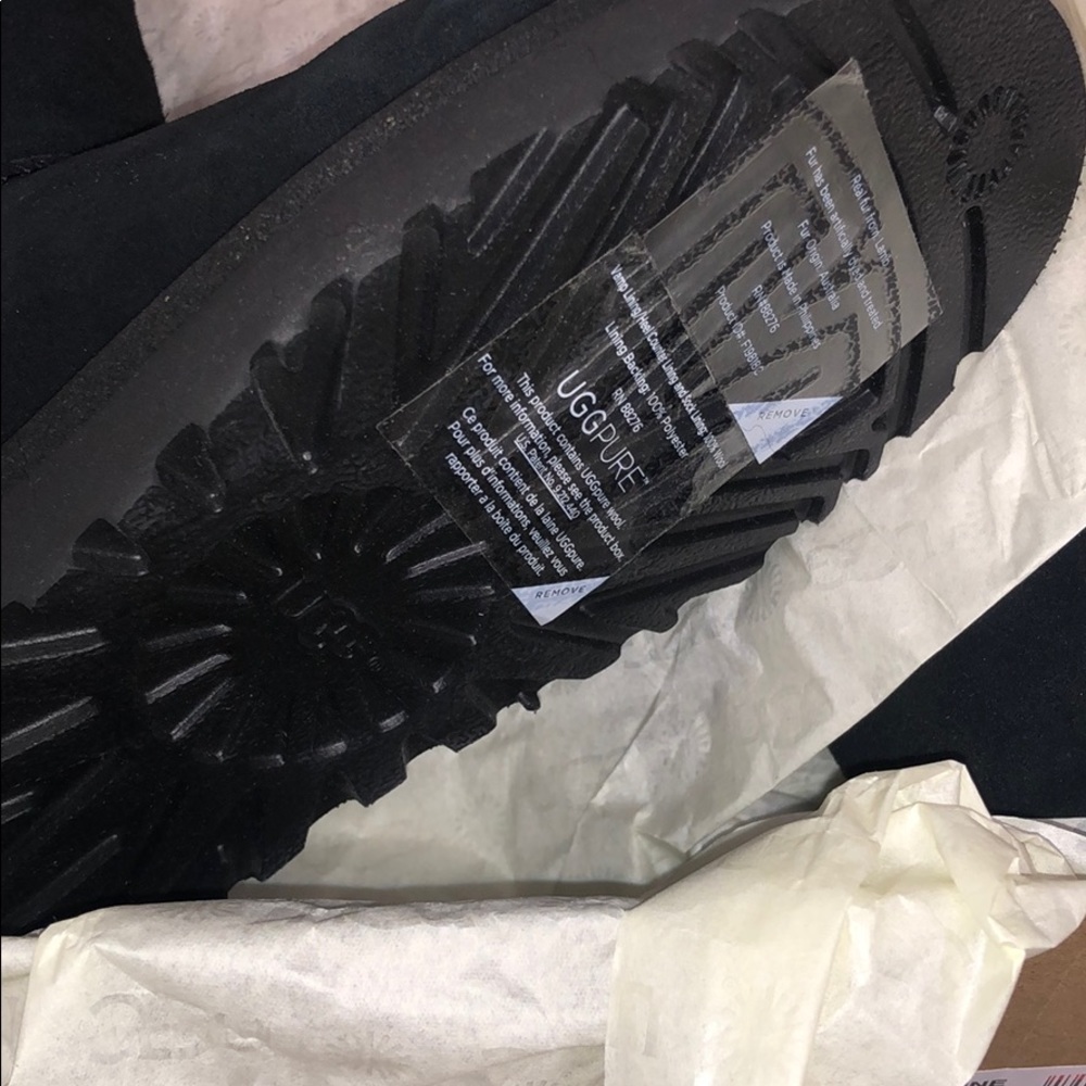 🔥UGG Constantine Boot Black NWT - Picture 8 of 9